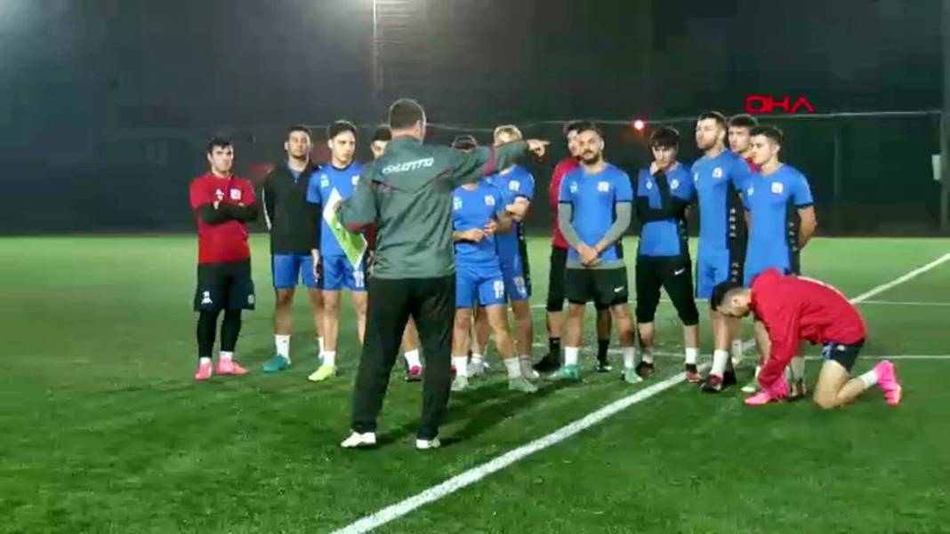 Futbol oynarken güzellik kraliçesi seçildi, şimdi de kulüp başkanı oldu! Hem oynuyor, hem yönetiyor 11